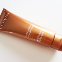 CLARINS Self Tanning Milky Lotion -Review